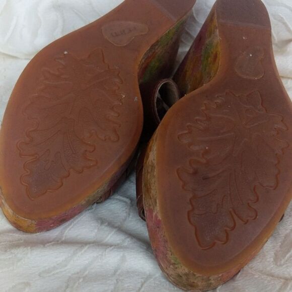 Born -Crown Cork Wedge Leather Sandal- Boho Floral - Picture 6 of 11